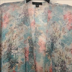 *3/$25* Karen Kane Pastel Print Kimono